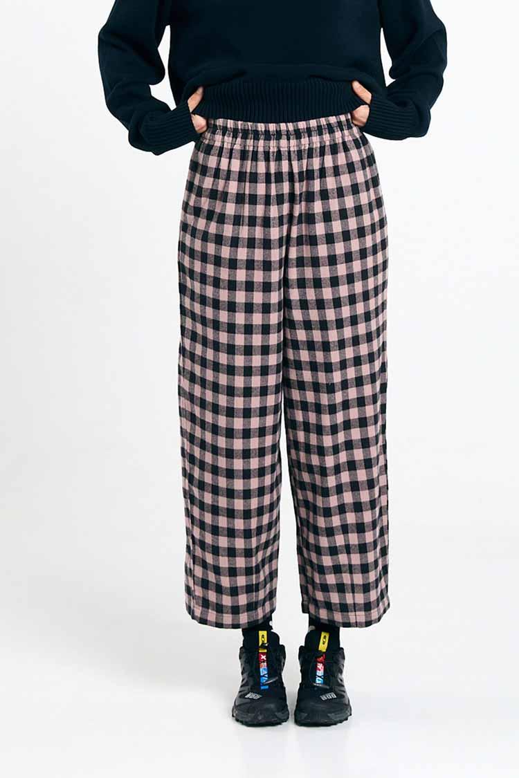 Suite13Lab Avis Pants Check Black Damen Cordhose schwaz weiß kariert